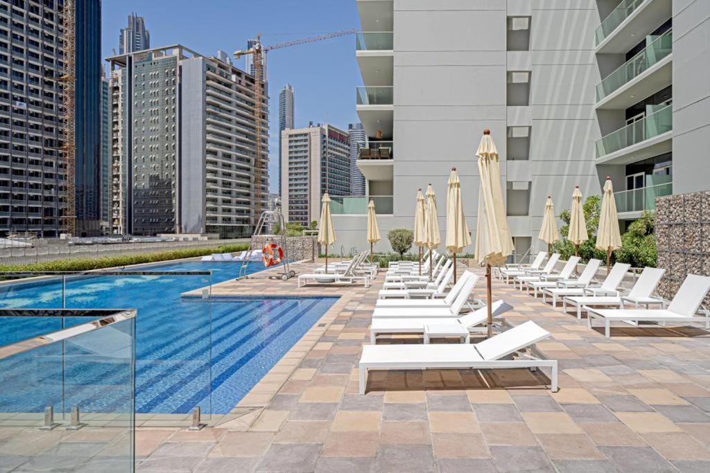 Brand New 1Br- Business Bay - Burj Khalifa View Lejlighed Dubai Eksteriør billede